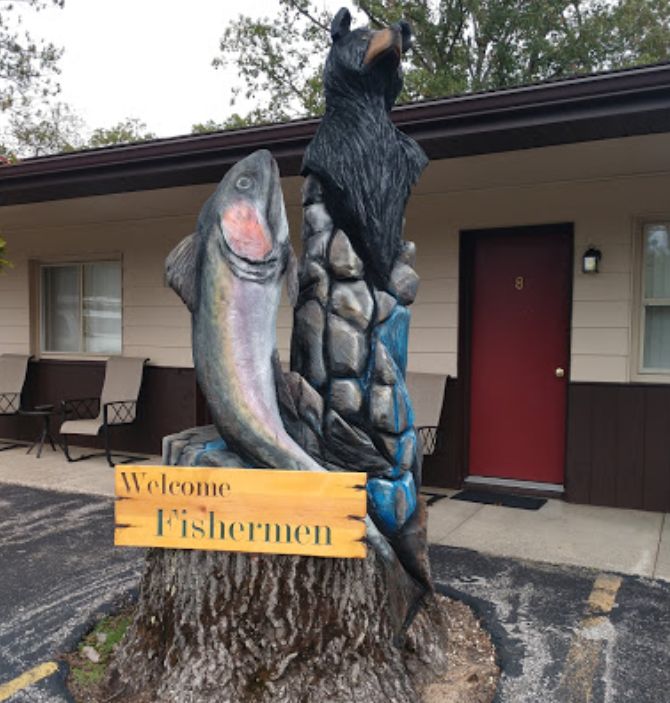 Outdoor Inn (Tarry Motel) - From Web Listing (newer photo)